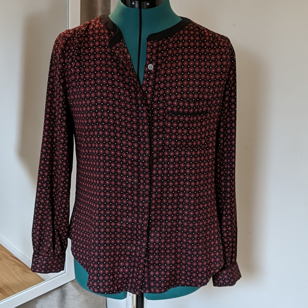 Ann Taylor Loft Petite M long sleeve button up